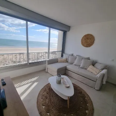 Apartment Superbe Renove Les Pieds Dans L'eau! Marseillan (Herault)